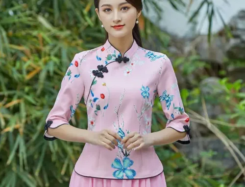 Young people fall in love with traditional Chinese culture because of cheongsam Chi-pao dress